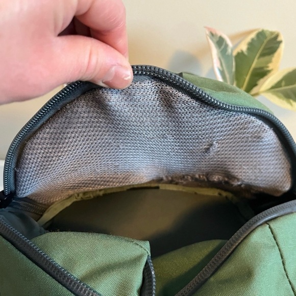 MYSTERY RANCH Catalyst 22 Backpack - Picture 4 of 4